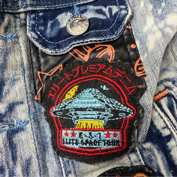 Elite space tour denim jacket and pants. Very trendy and stylish. - Picture 7 of 16